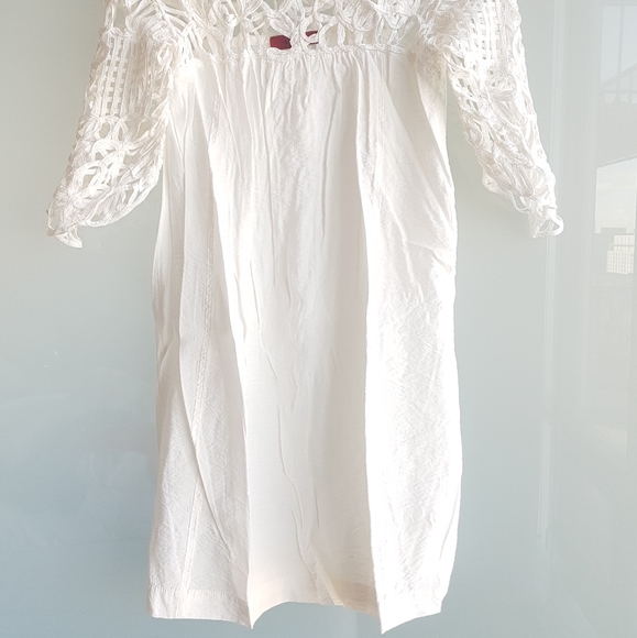 AKIRA Chicago crochet silk white dress - Picture 4 of 5